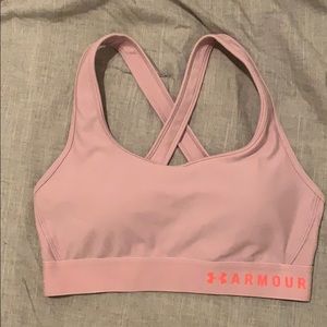 NWOT under armour sports bra